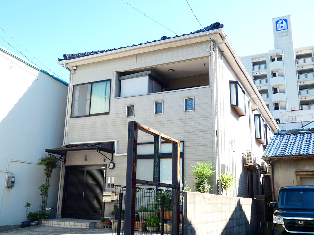 常盤町1丁目貸家の外観