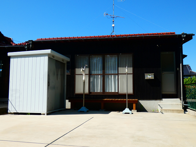 東須恵（妻崎）貸家Bの外観