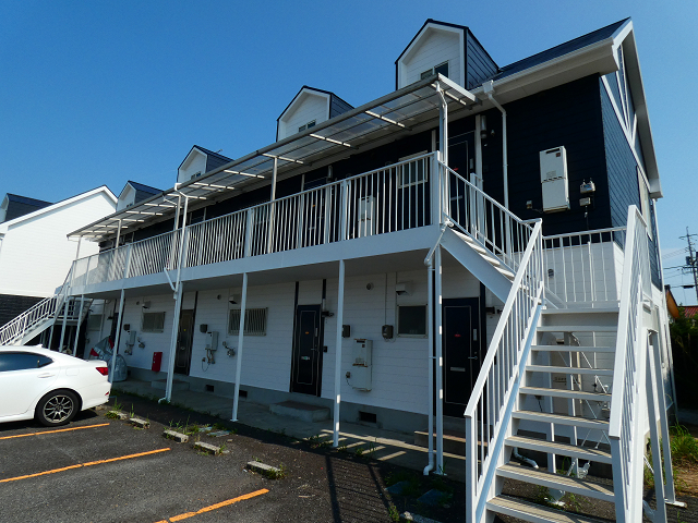 ビバライフ海南の外観