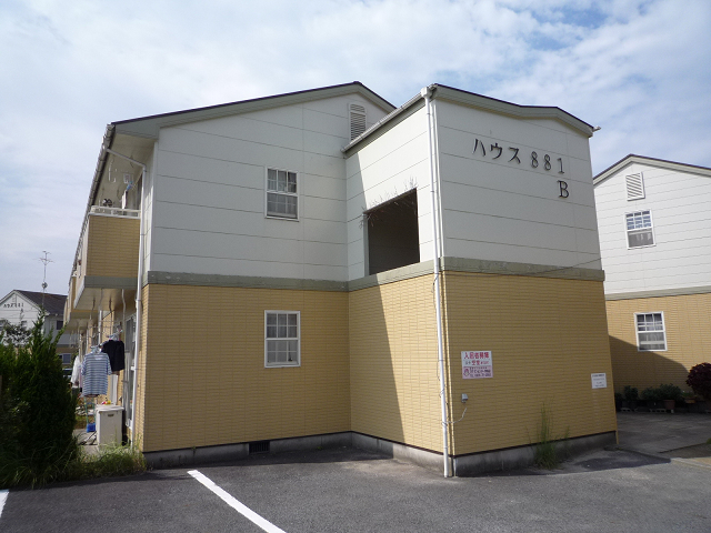 ハウス８８１　Ｂ棟の外観
