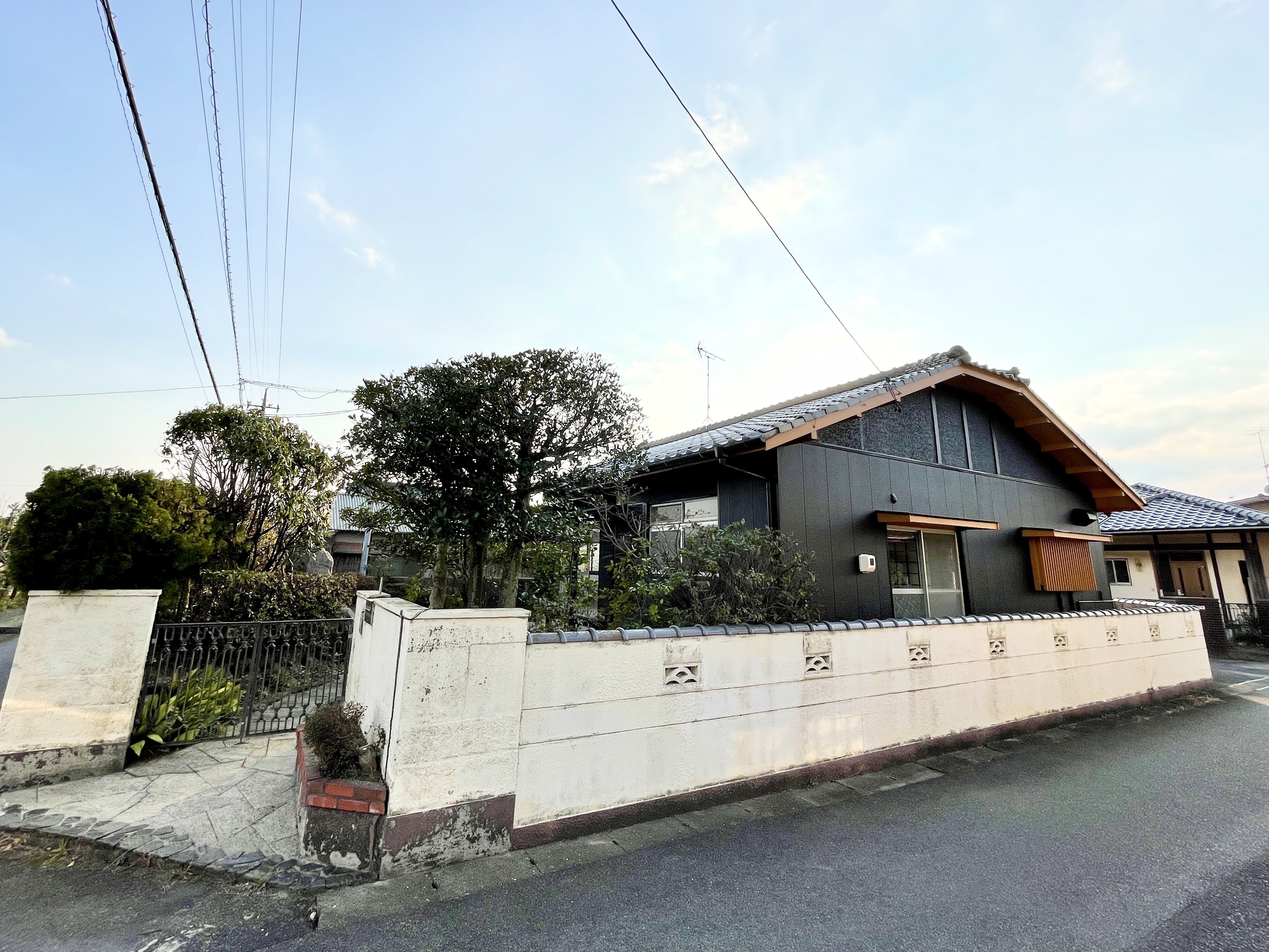 妻崎開作Y貸家の外観