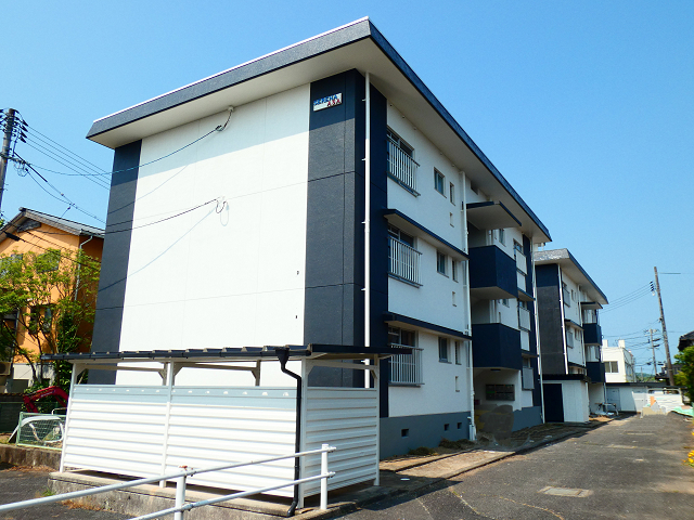 セレーナ厚狭A棟の外観