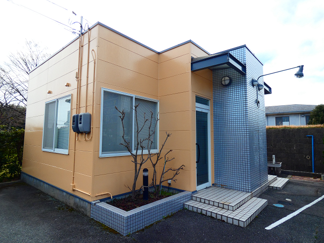東岐波Y店舗の外観