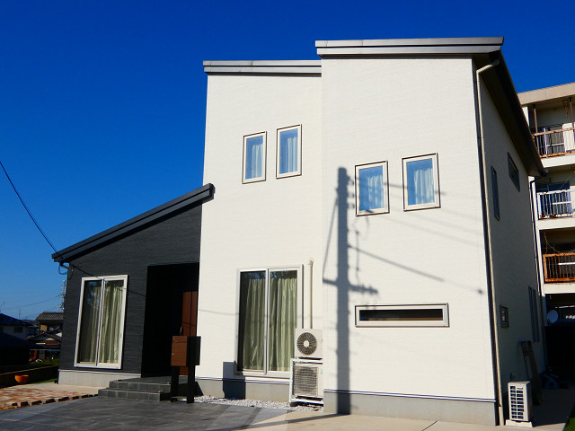 野原1丁目O貸家の外観