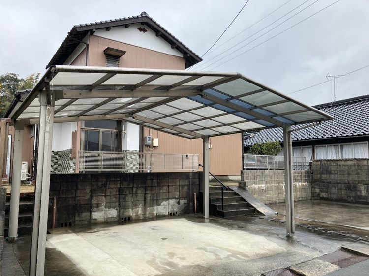 有帆　売家の外観