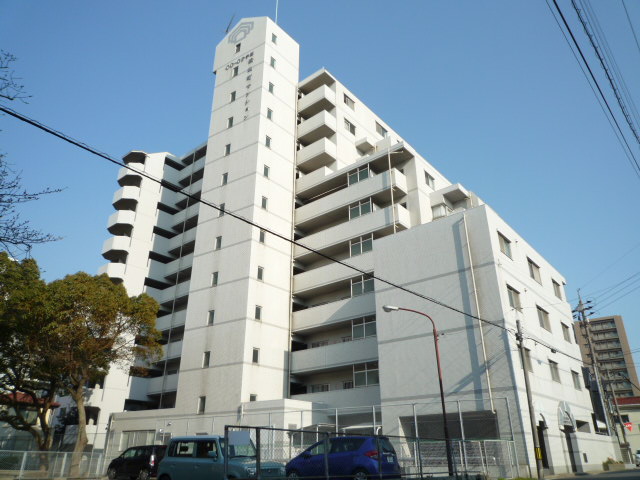 CO-OP松山町マンション805号の外観