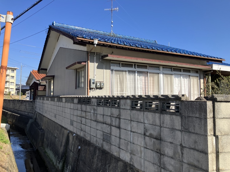 則貞一丁目①　売地　古家付現況渡しの外観